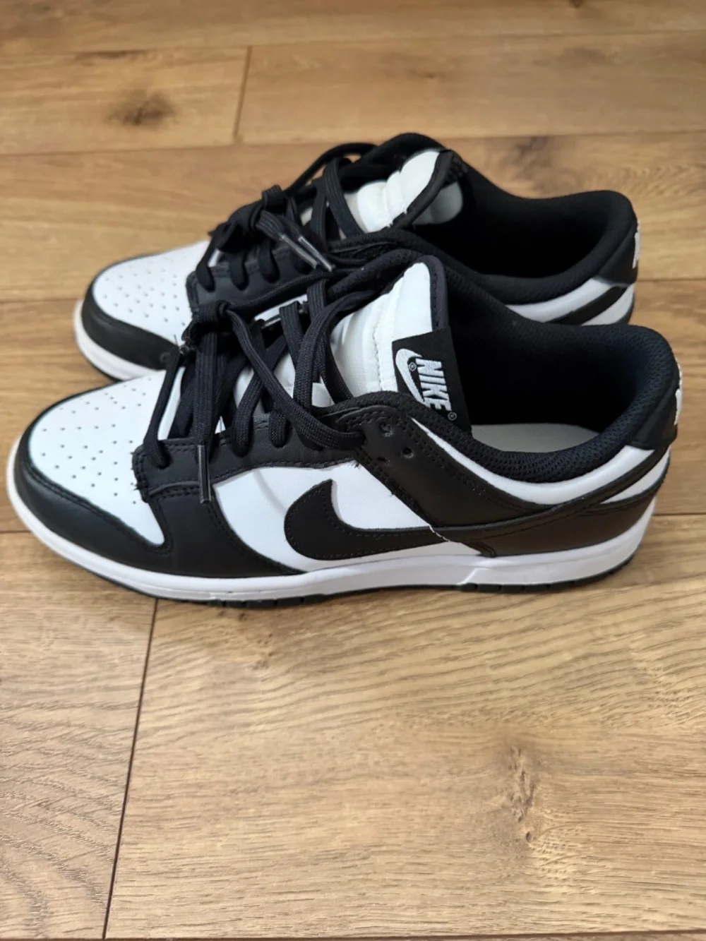 Nike panda dunks - Picture 2 of 5